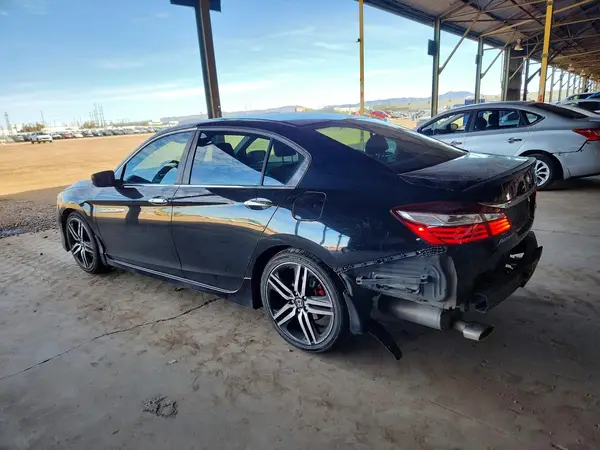 1HGCR2F51HA241588 2017 HONDA ACCORD - Image 2