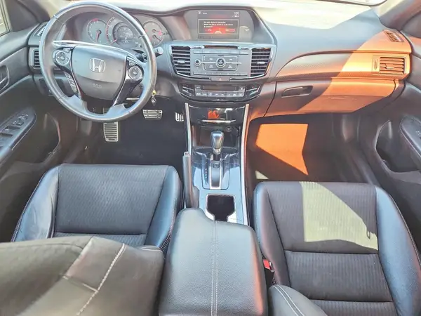 1HGCR2F51HA255863 2017 HONDA ACCORD - Image 8