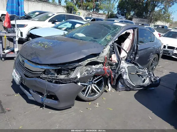 1HGCR2F51HA261128 2017 HONDA ACCORD - Image 2