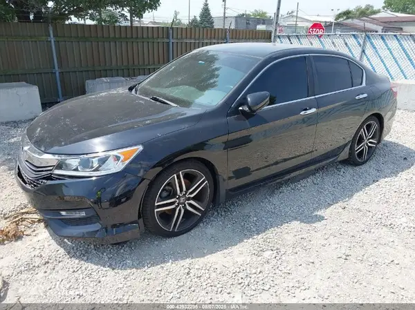 1HGCR2F51HA270346 2017 HONDA ACCORD - Image 2