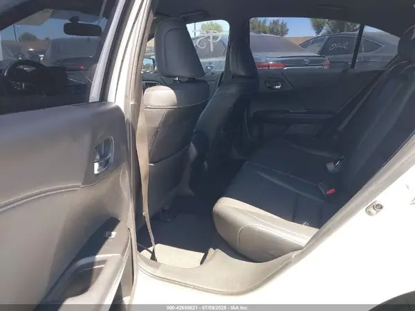 1HGCR2F51HA275854 2017 HONDA ACCORD - Image 8