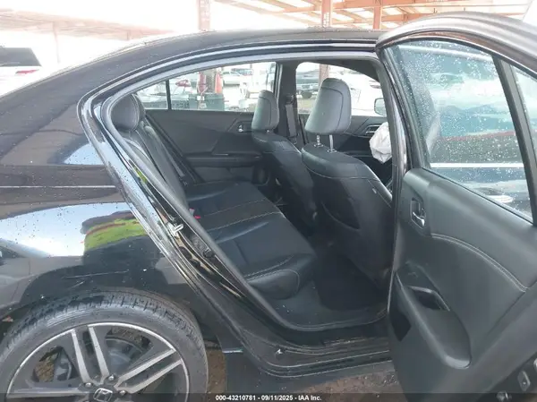 1HGCR2F51HA300879 2017 HONDA ACCORD - Image 8