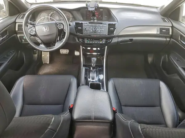 1HGCR2F51HA305998 2017 HONDA ACCORD - Image 8