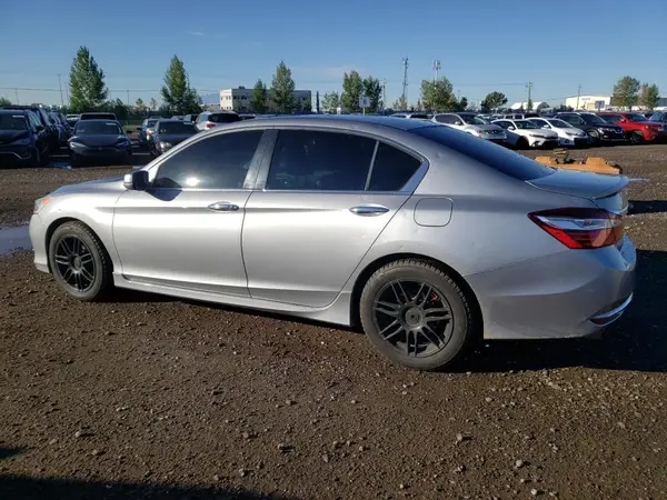 1HGCR2F51HA806695 2017 HONDA ACCORD - Image 2