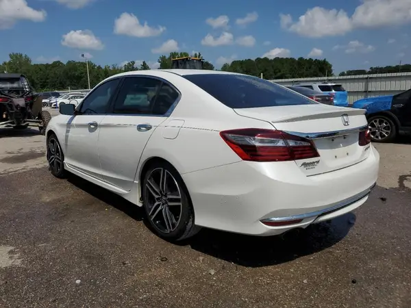 1HGCR2F52GA013114 2016 HONDA ACCORD - Image 2