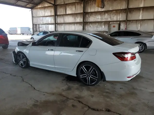 1HGCR2F52GA027420 2016 HONDA ACCORD - Image 2