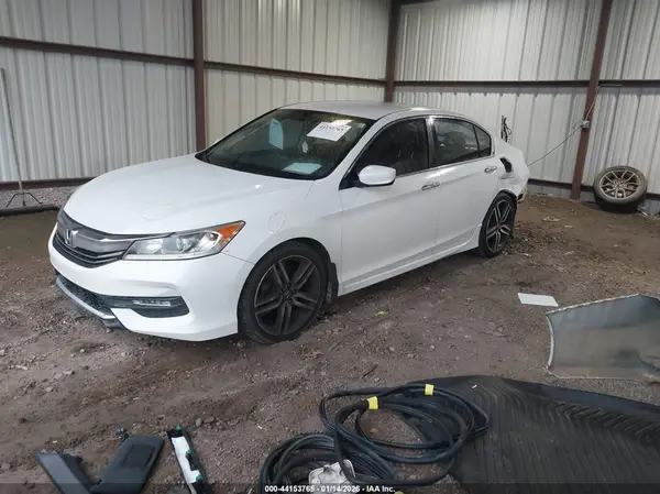 1HGCR2F52GA062913 2016 HONDA ACCORD - Image 2