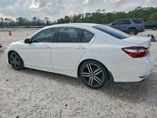 1HGCR2F52GA072082 2016 HONDA ACCORD - Image 2