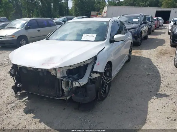 1HGCR2F52GA074642 2016 HONDA ACCORD - Image 2