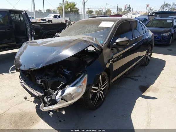 1HGCR2F52GA079095 2016 HONDA ACCORD - Image 2