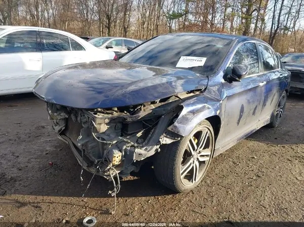 1HGCR2F52GA082160 2016 HONDA ACCORD - Image 2