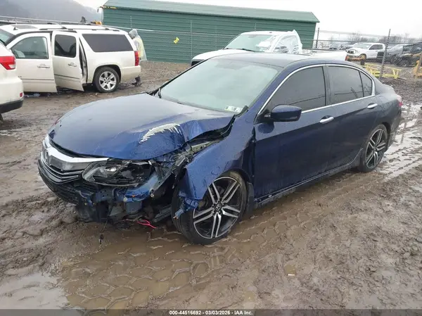 1HGCR2F52GA082871 2016 HONDA ACCORD - Image 2