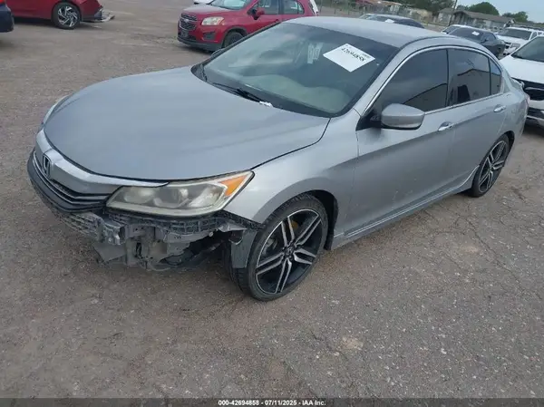 1HGCR2F52GA119627 2016 HONDA ACCORD - Image 2