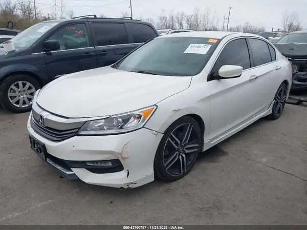 1HGCR2F52GA128103 2016 HONDA ACCORD - Image 2