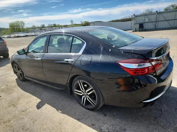 1HGCR2F52GA137755 2016 HONDA ACCORD - Image 2