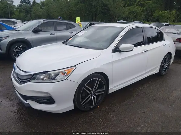 1HGCR2F52GA167080 2016 HONDA ACCORD - Image 2