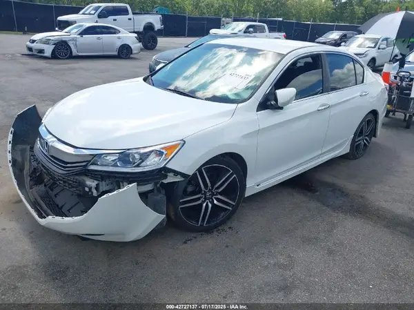 1HGCR2F52GA175485 2016 HONDA ACCORD - Image 2