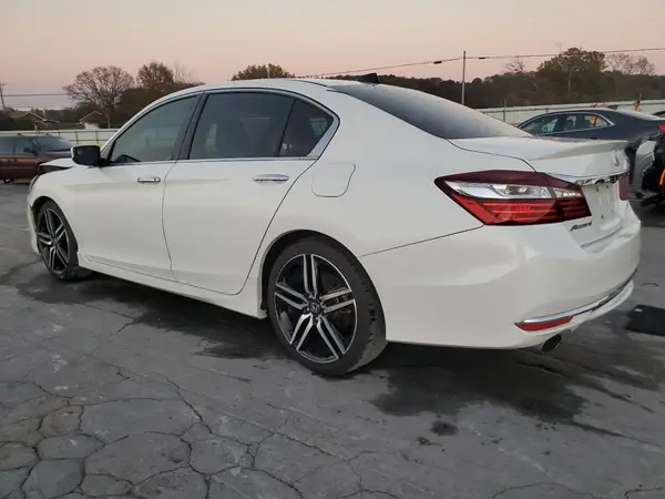 1HGCR2F52GA176085 2016 HONDA ACCORD - Image 2