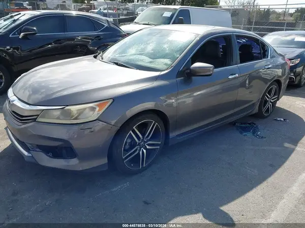 1HGCR2F52GA194117 2016 HONDA ACCORD - Image 2