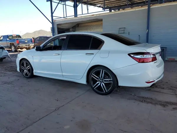 1HGCR2F52GA238584 2016 HONDA ACCORD - Image 2
