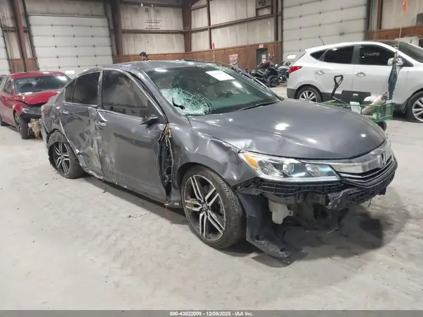 1HGCR2F52GA239203 2016 HONDA ACCORD - Image 1