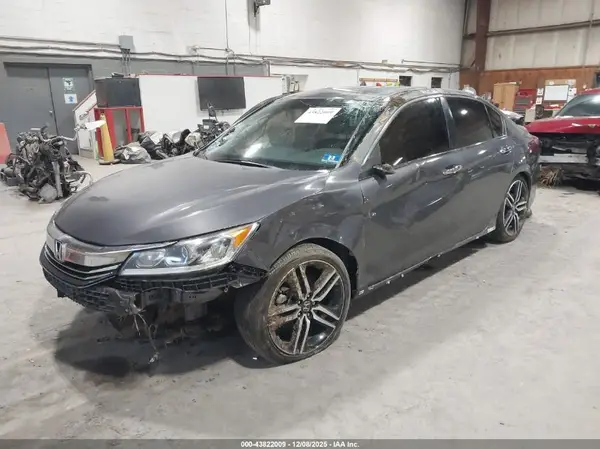 1HGCR2F52GA239203 2016 HONDA ACCORD - Image 2