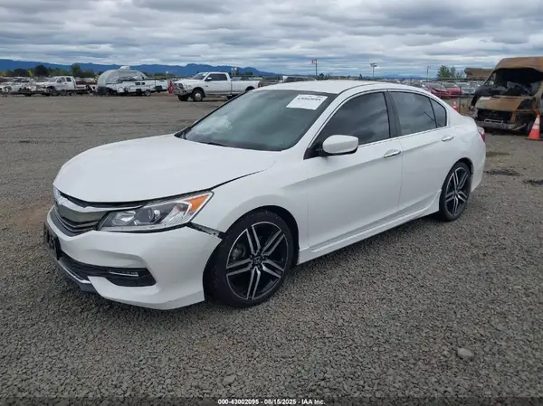 1HGCR2F52HA003717 2017 HONDA ACCORD - Image 2
