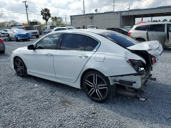 1HGCR2F52HA014653 2017 HONDA ACCORD - Image 2