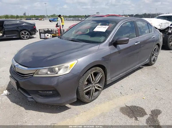 1HGCR2F52HA019061 2017 HONDA ACCORD - Image 2
