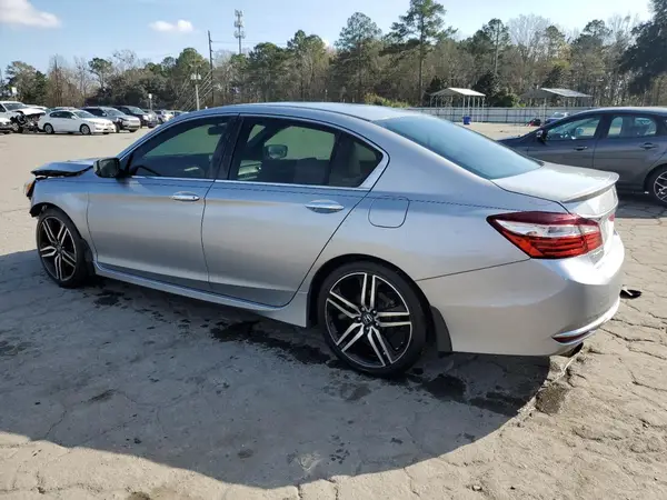 1HGCR2F52HA023367 2017 HONDA ACCORD - Image 2