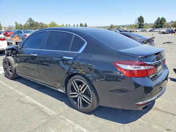 1HGCR2F52HA024910 2017 HONDA ACCORD - Image 2