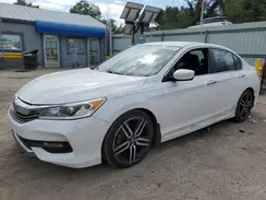 1HGCR2F52HA039763 2017 HONDA ACCORD