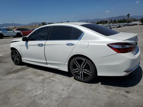 1HGCR2F52HA053484 2017 HONDA ACCORD - Image 2