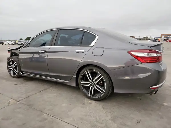 1HGCR2F52HA060533 2017 HONDA ACCORD - Image 2