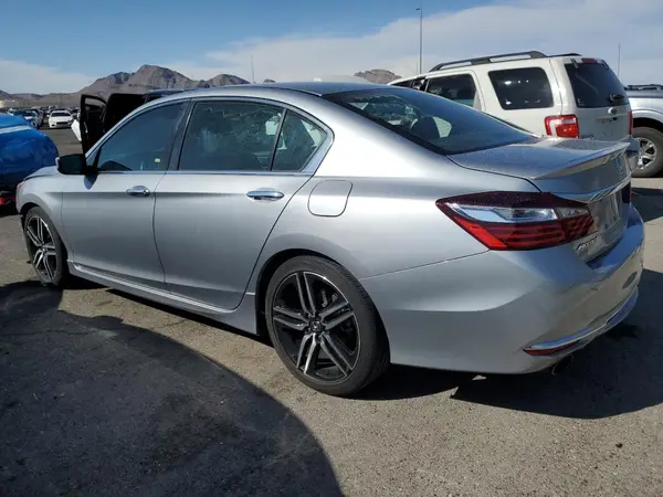 1HGCR2F52HA068356 2017 HONDA ACCORD - Image 2