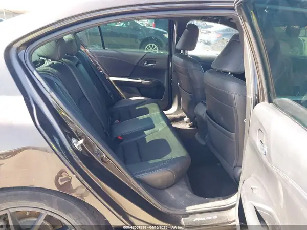 1HGCR2F52HA070592 2017 HONDA ACCORD - Image 8