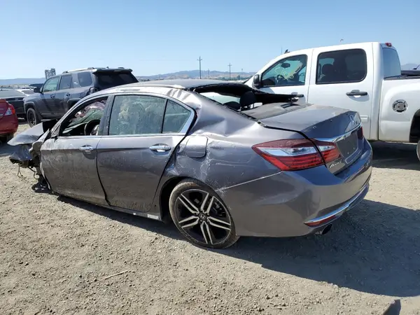 1HGCR2F52HA093709 2017 HONDA ACCORD - Image 2