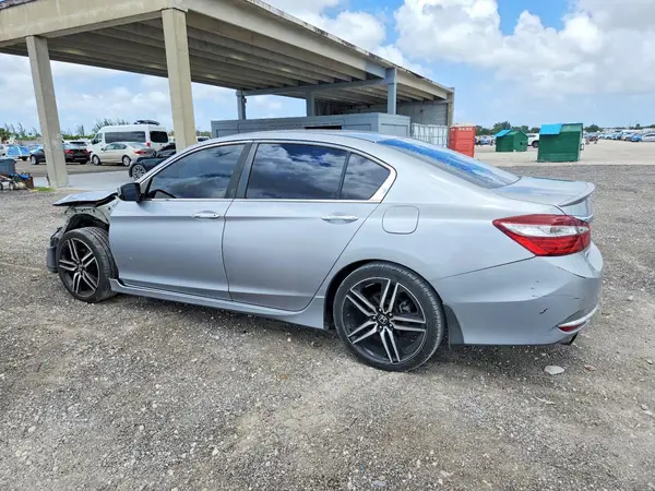 1HGCR2F52HA108449 2017 HONDA ACCORD - Image 2