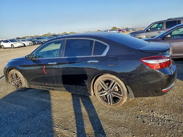 1HGCR2F52HA128264 2017 HONDA ACCORD - Image 2