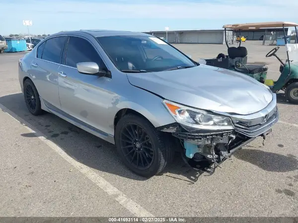 1HGCR2F52HA129477 2017 HONDA ACCORD - Image 1