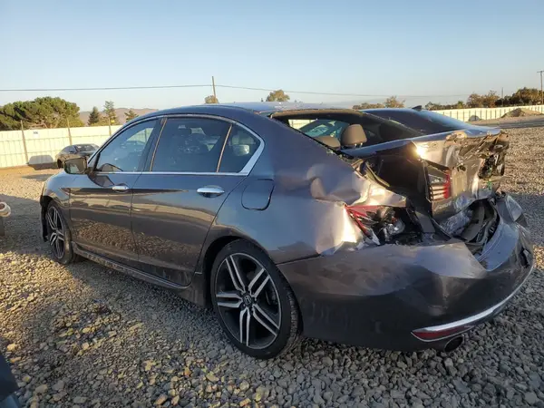 1HGCR2F52HA163578 2017 HONDA ACCORD - Image 2