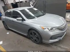 1HGCR2F52HA165668 2017 HONDA ACCORD