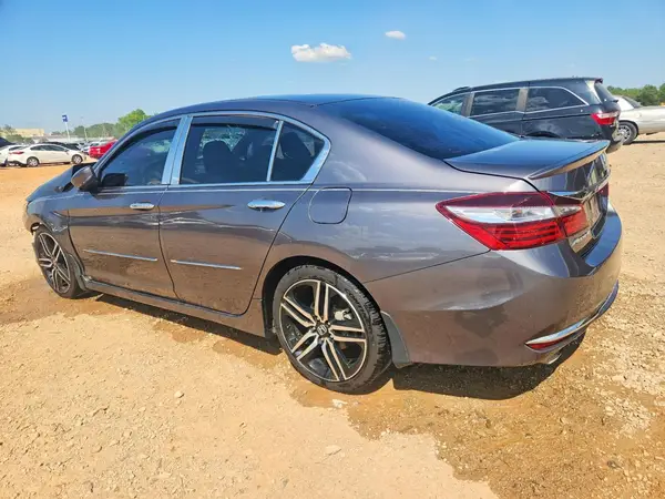 1HGCR2F52HA214027 2017 HONDA ACCORD - Image 2