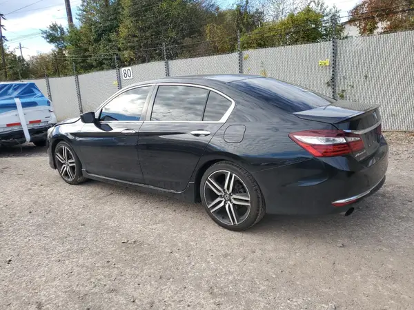 1HGCR2F52HA275068 2017 HONDA ACCORD - Image 2