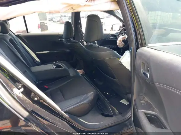 1HGCR2F52HA275930 2017 HONDA ACCORD - Image 8
