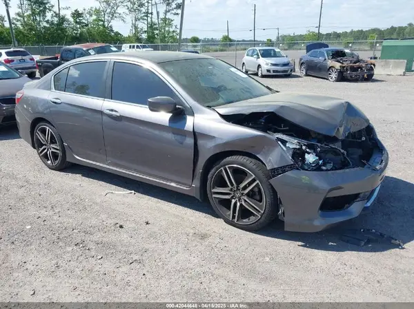 1HGCR2F52HA280447 2017 HONDA ACCORD - Image 1