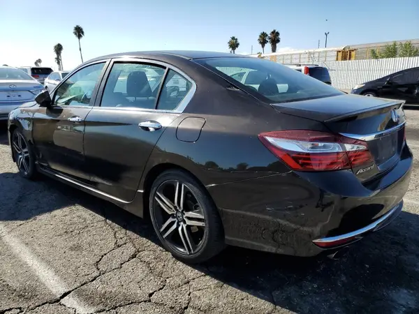 1HGCR2F52HA284109 2017 HONDA ACCORD - Image 2