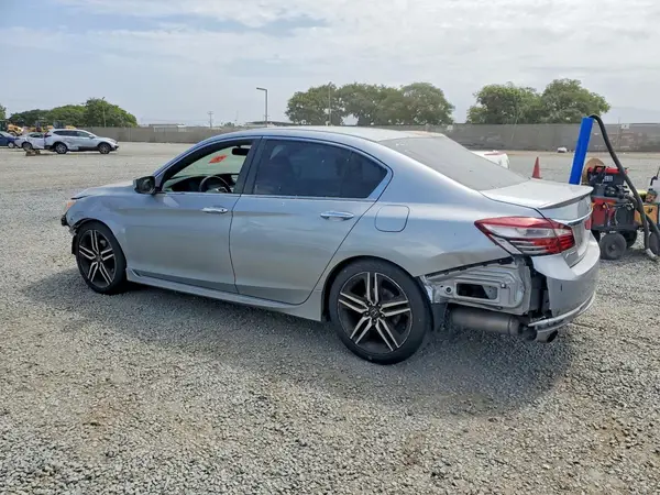 1HGCR2F52HA289262 2017 HONDA ACCORD - Image 2