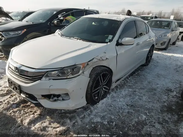 1HGCR2F52HA289830 2017 HONDA ACCORD - Image 2