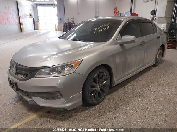 1HGCR2F52HA801442 2017 HONDA ACCORD - Image 2